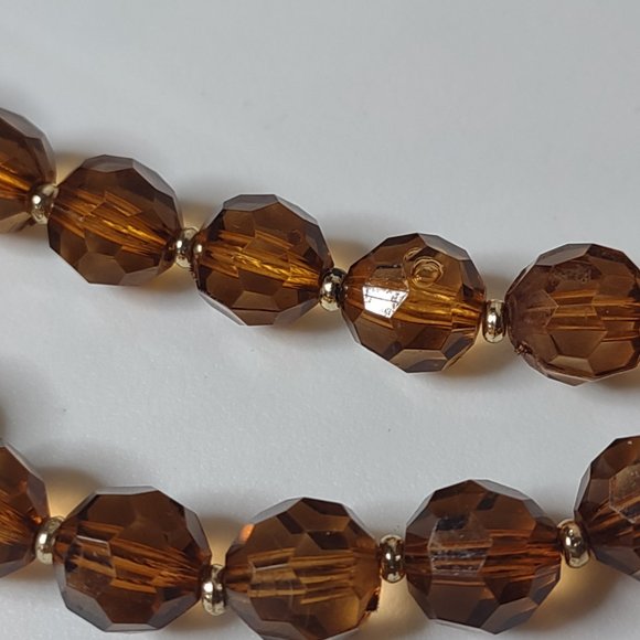 Pretty Asymmetrical Plastic Bead Layered Necklace 20 Inches Long - Picture 10 of 16